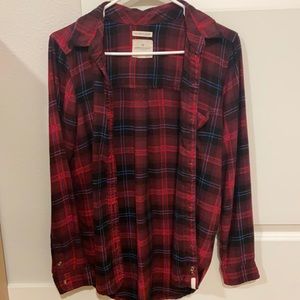American Eagle boyfriend fit red and blue flannel